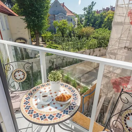 Golden - Cozy - Great Location&kollotaja